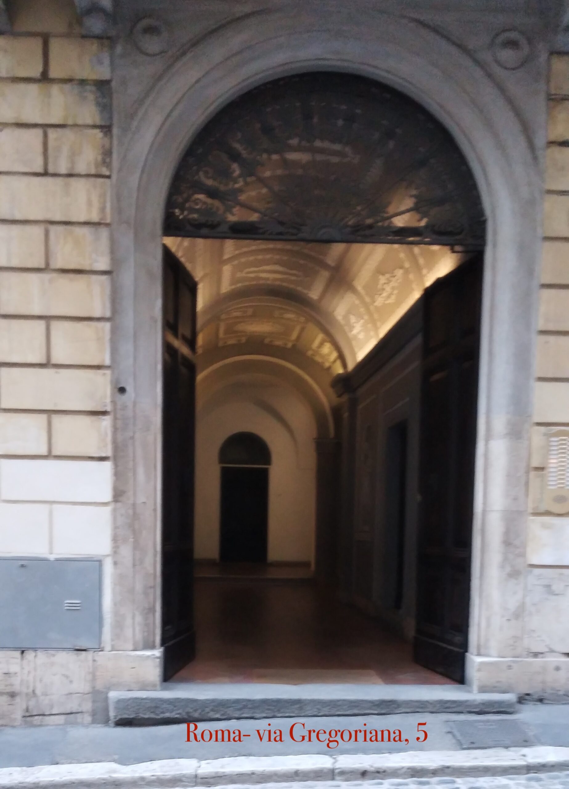 Al momento stai visualizzando Via Gregoriana, 5 – L’Arresto